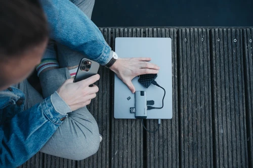 VERBATIM USB-C TM MULTIPORT HUB 3.1 Gen 1/ USB 3.0X3/ HDMI/ SDHC/ Micro SDHC/ RJ45