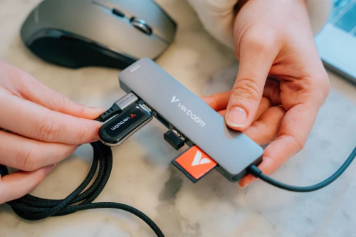 VERBATIM USB-C ESSENTIALS MULTIPORT HUB 7 PORT