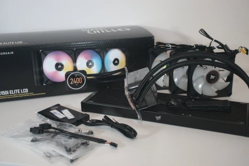 CORSAIR iCUE H150i ELITE LCD Display Liquid CPU Cooler