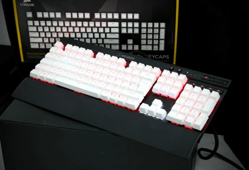 CORSAIR GAMING PBT Double‑Shot White Keycaps